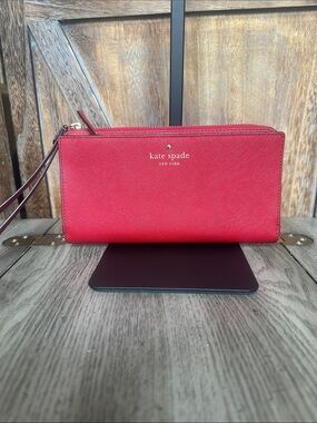 kate spade Red Saffiano Leather Bifold Wallet Wristlet Candied Cherry Red